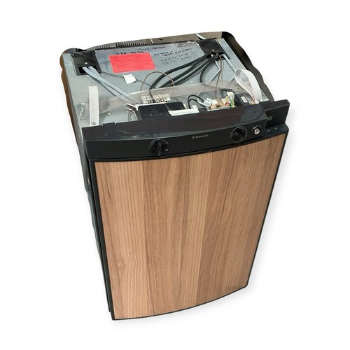 Dometic rm8550 way fridge - *dometic, 3-way